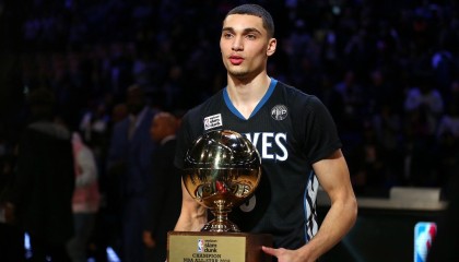 开云体育平台-伊朗男队在四分之一决赛中意外击败日本队，进入半决赛，成为本届赛事的一大亮点。